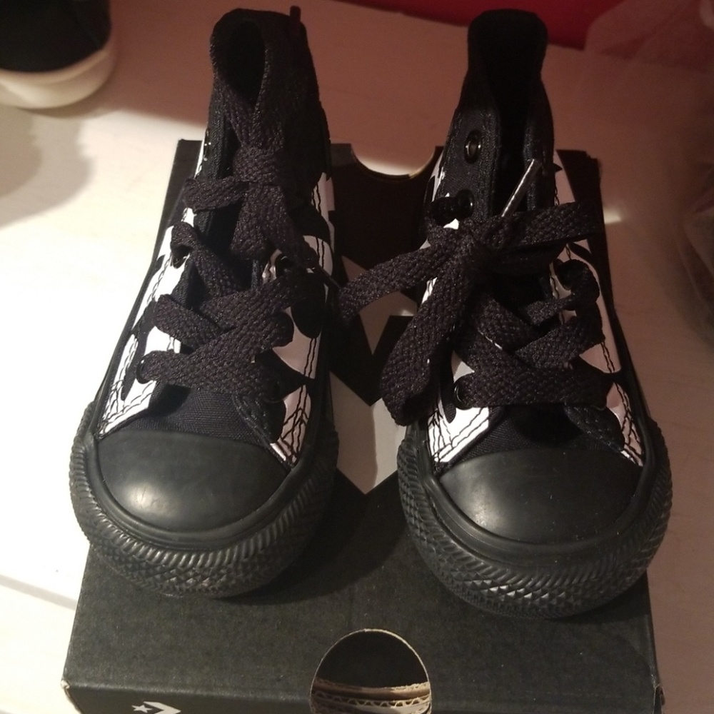 Toddler converse